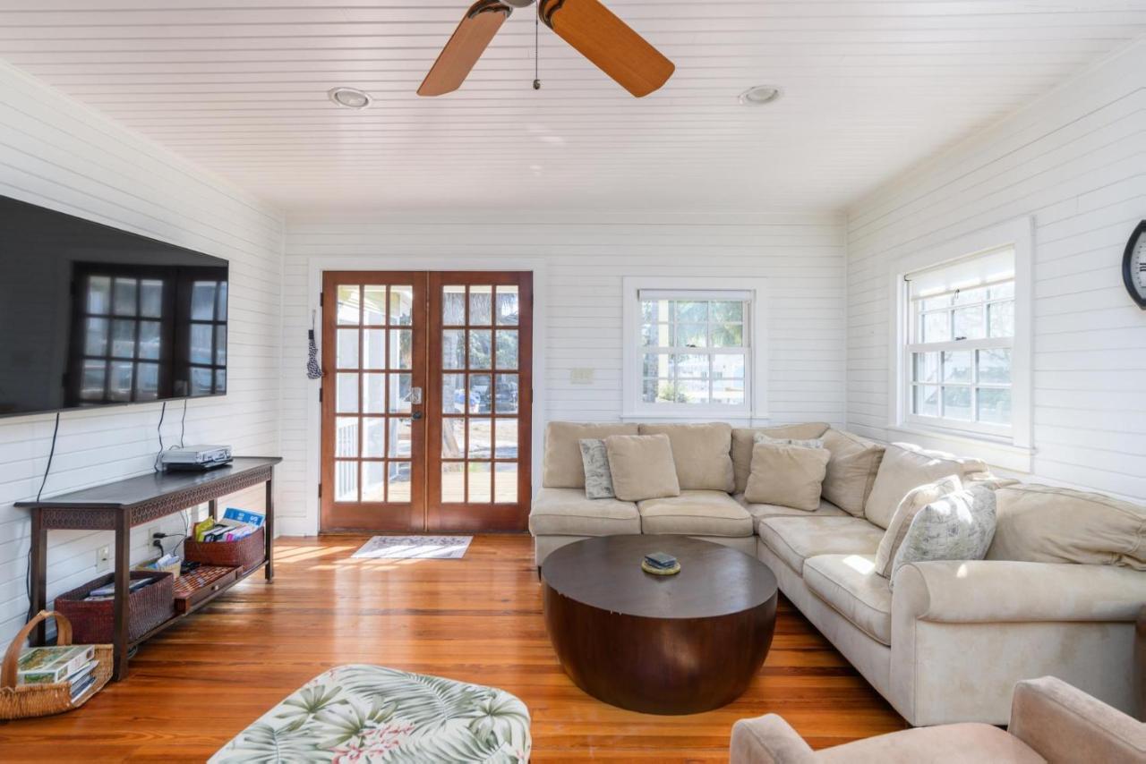 Longboard House Villa Tybee Island Exterior photo